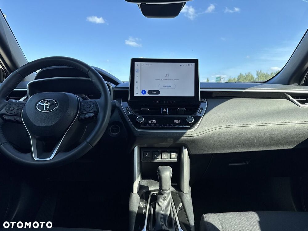 Toyota Corolla Cross - 12