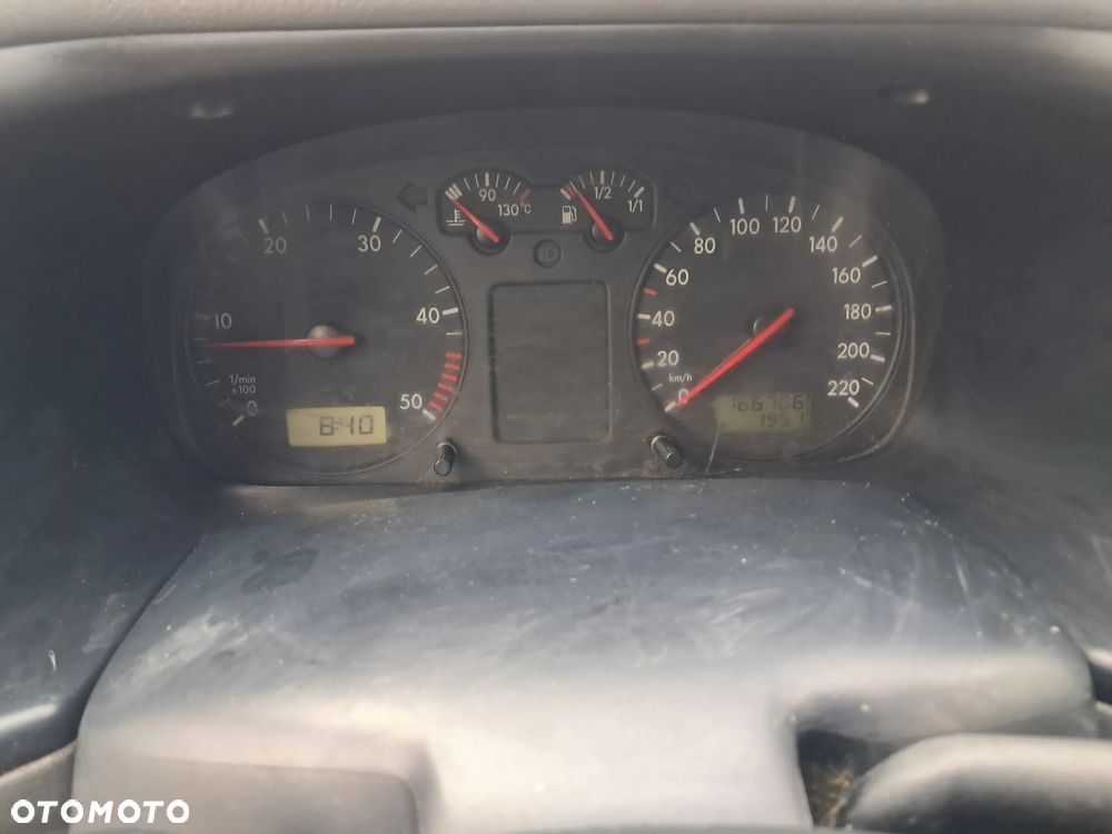 Volkswagen Transporter - 15