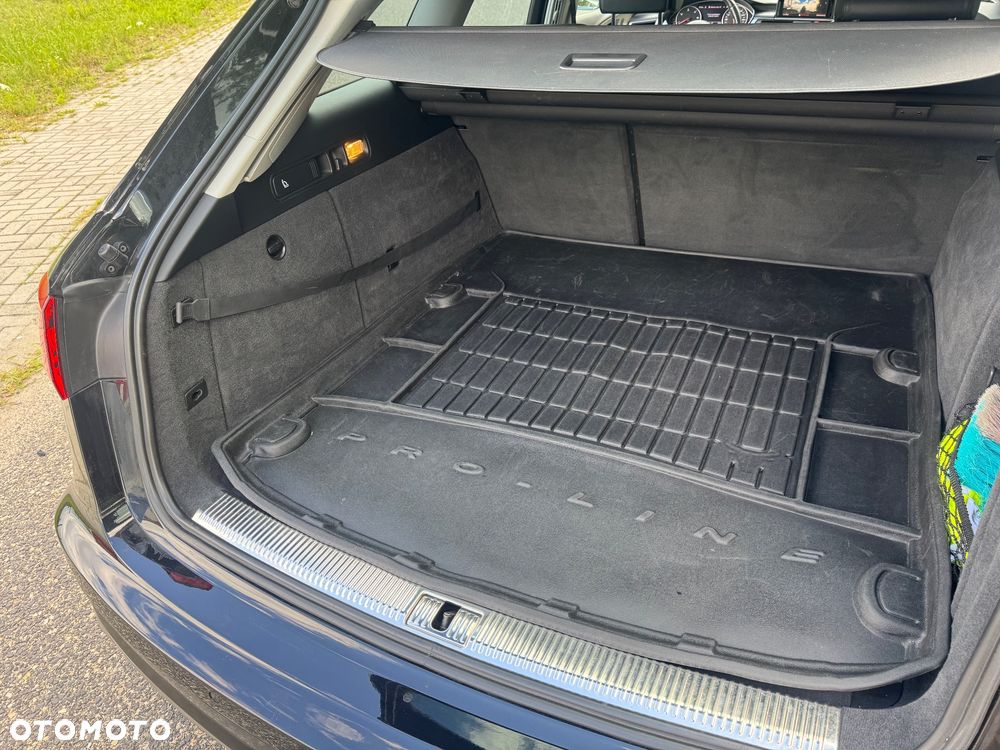 Audi A6 Allroad - 16