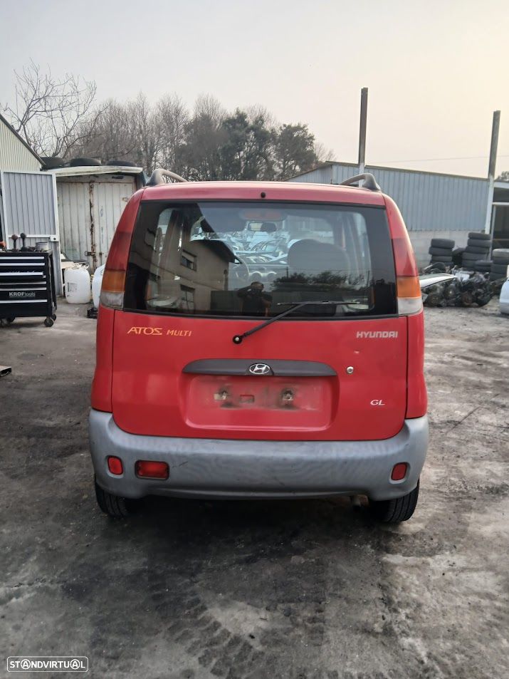 Hynda Attos para peças 2001 - 4