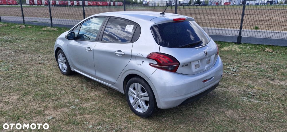 Peugeot 208 PureTech 82 Start & Stop Allure - 6