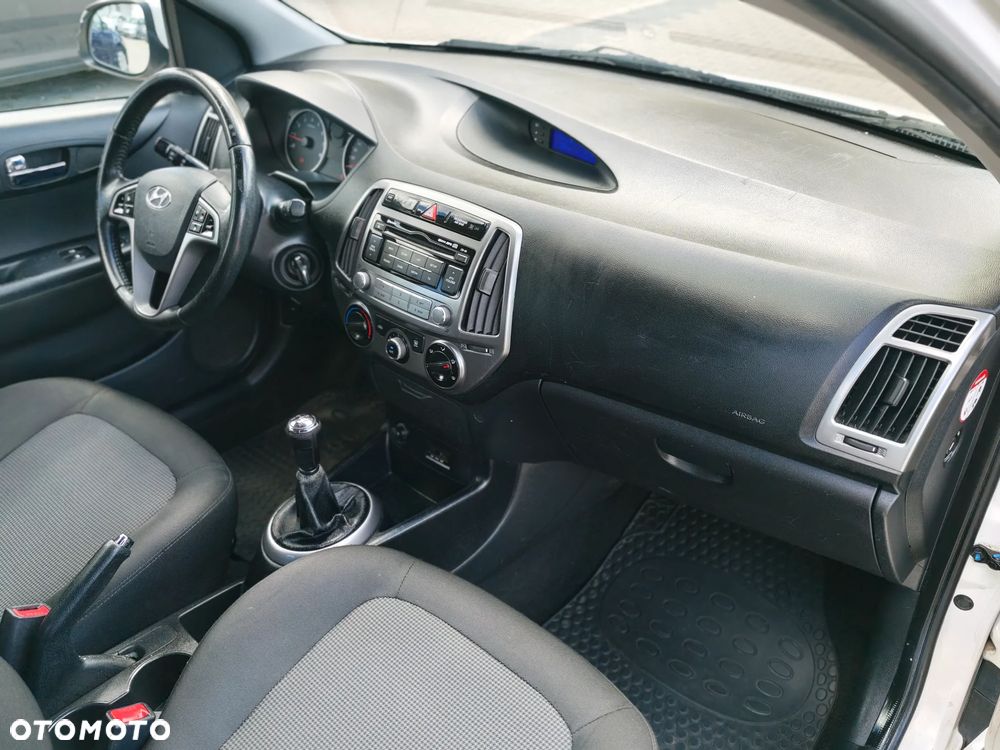 Hyundai i20 1.25 Classic + - 18