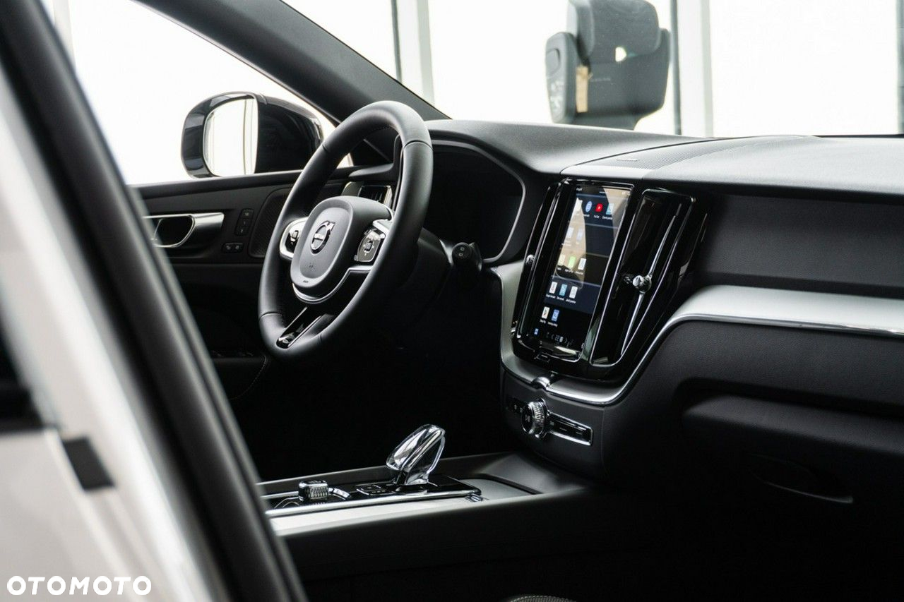 Volvo XC 60 - 25
