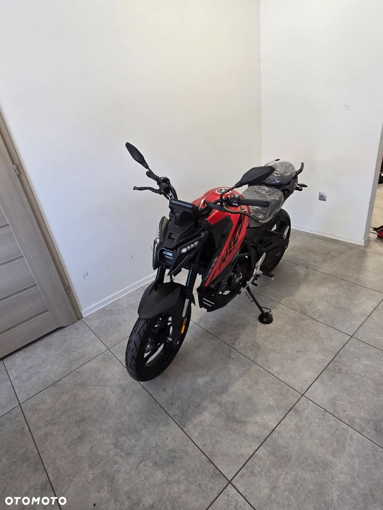 VOGE R125S - 15