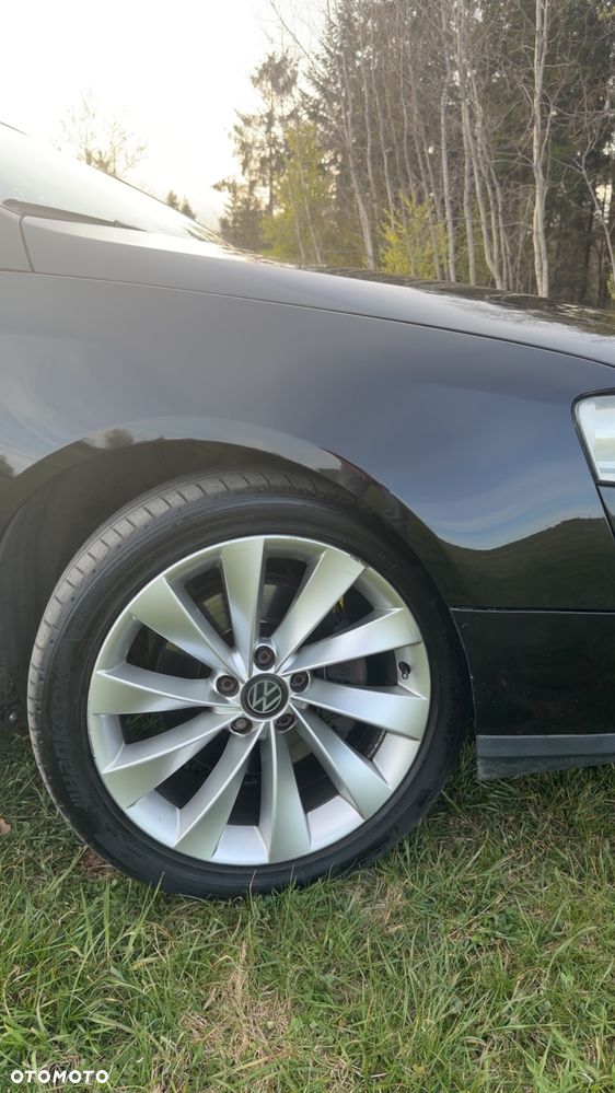 Volkswagen Passat 2.0 TDI DPF Highline - 4