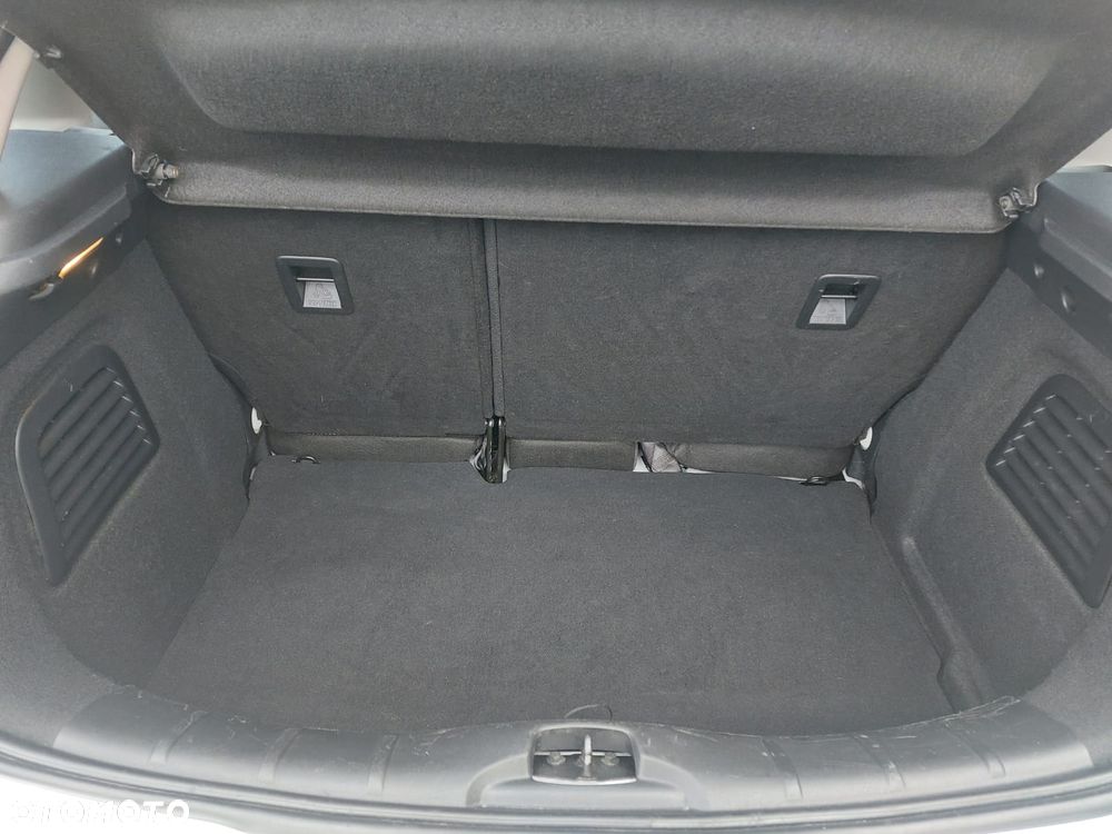 Citroën C3 1.2 PureTech Exclusive - 23