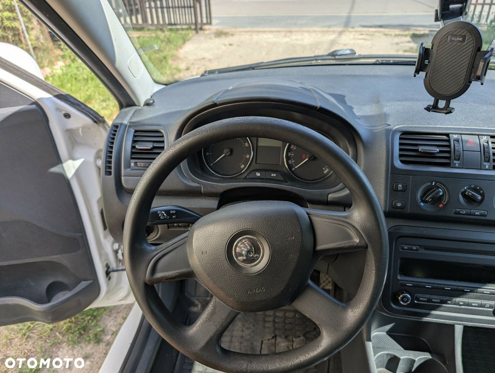 Skoda Fabia 1.4 16V Ambition Plus - 15