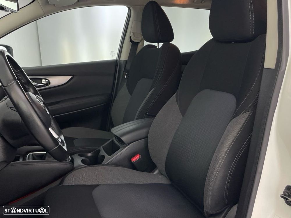 Nissan Qashqai 1.3 DIG-T N-Connecta - 18