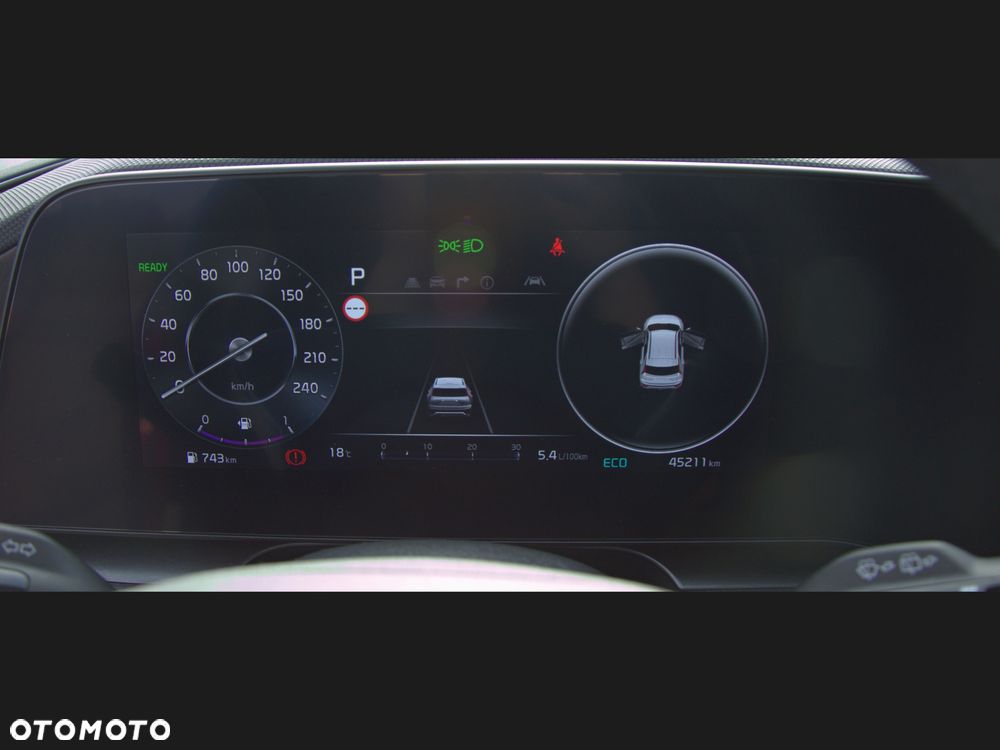 Kia Niro 1.6 GDI Hybrid Business Line - 24