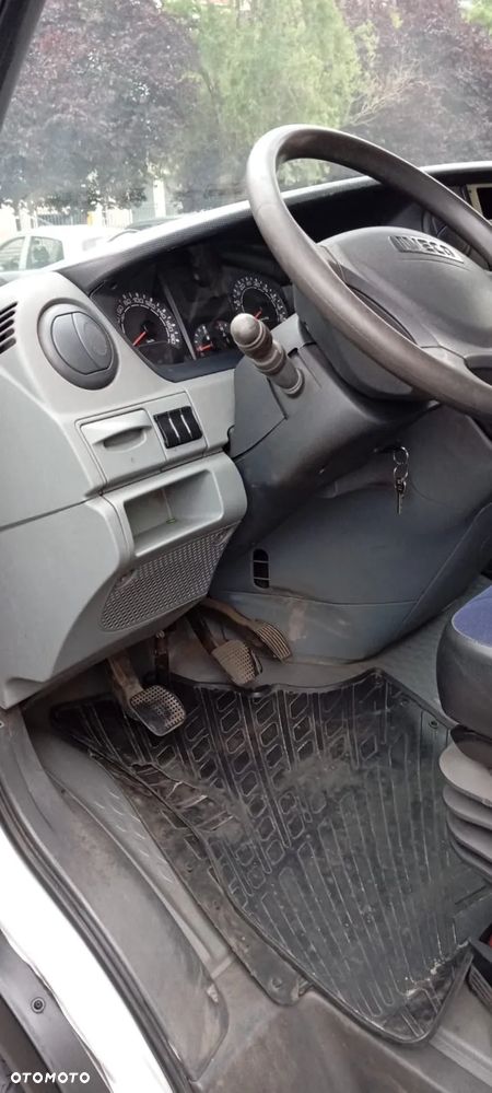 Iveco Daily 35S14 - 15