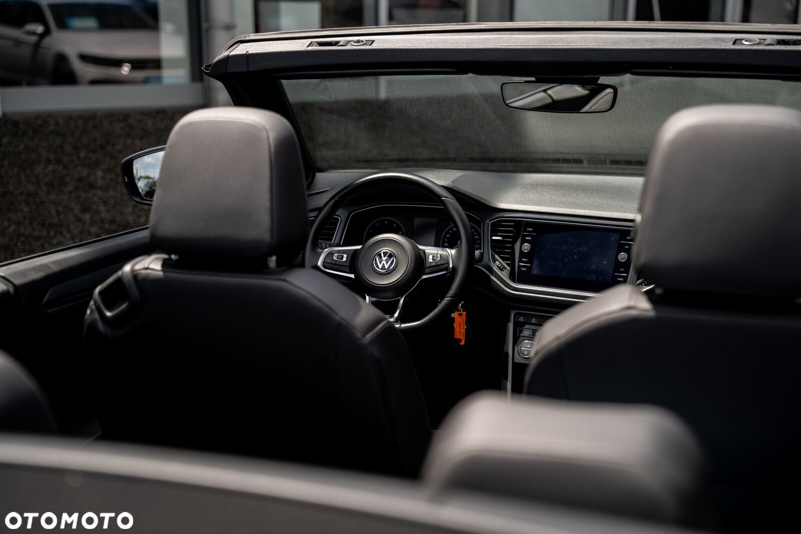Volkswagen T-Roc - 7