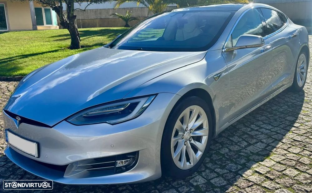Tesla Model S 75D - 1