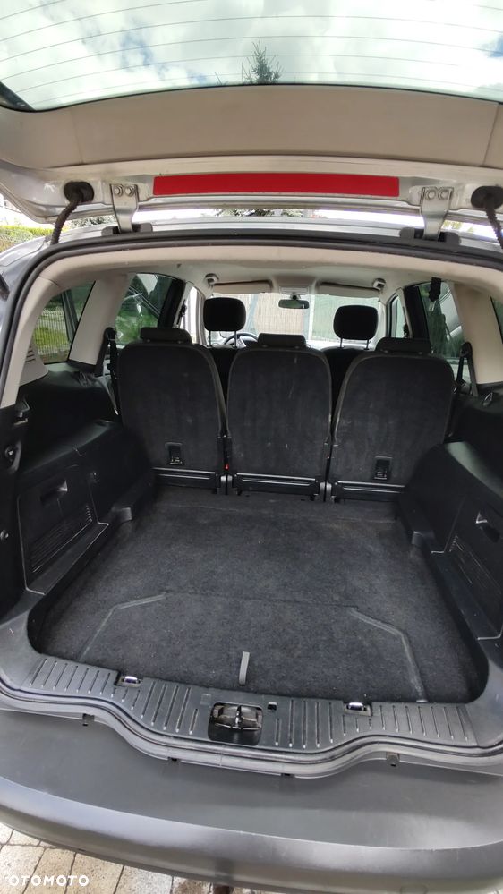 Ford S-Max 2.0 TDCi Titanium - 12