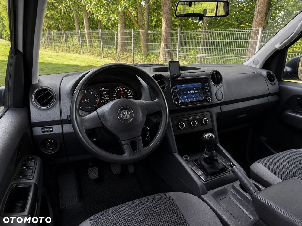 Volkswagen Amarok 2.0 BiTDI Trendline - 24