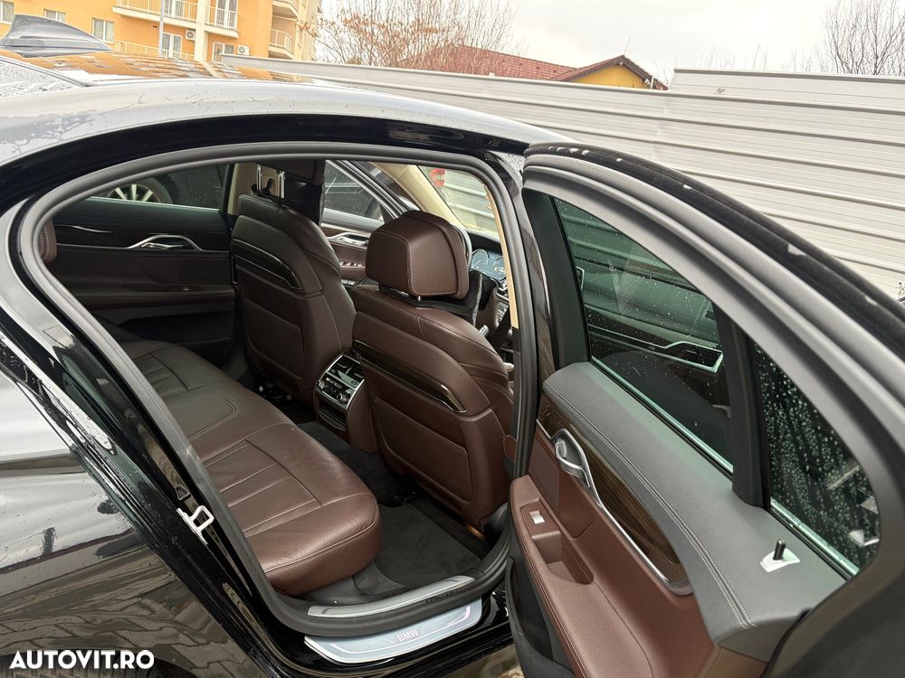 BMW Seria 7 730d xDrive - 9