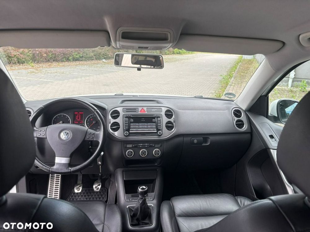 Volkswagen Tiguan 1.4 TSI BlueMotion Technology Sport & Style - 10