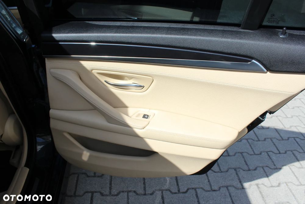 BMW Seria 5 520d Edition Fleet Exclusive - 25