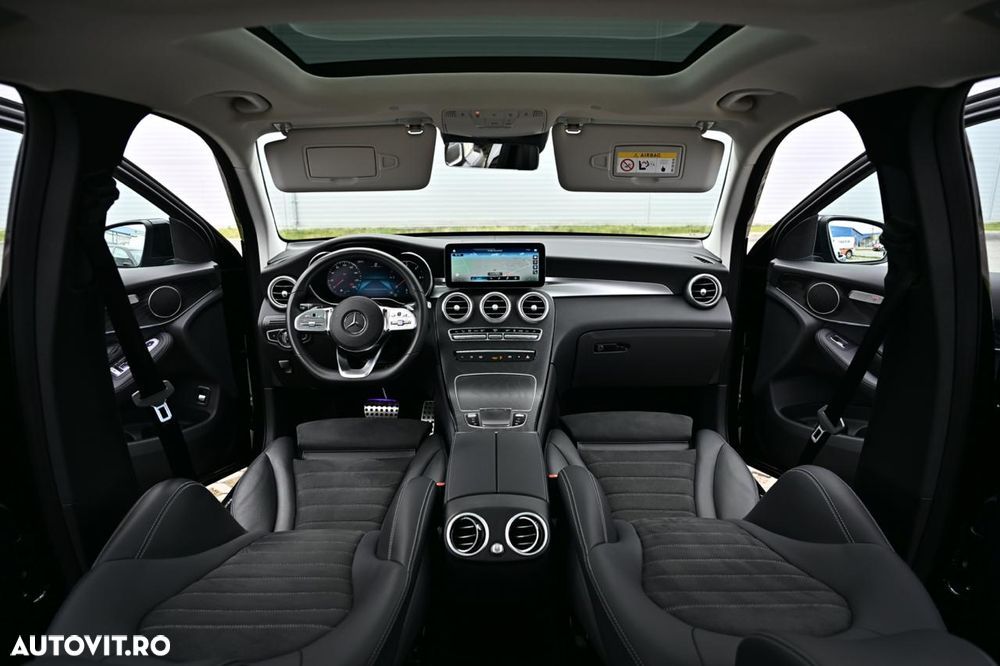 Mercedes-Benz GLC 300 d 4MATIC 9G-TRONIC AMG Line Plus - 28