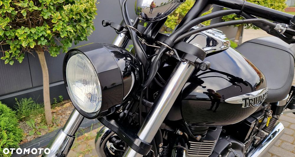 Triumph Speedmaster - 33