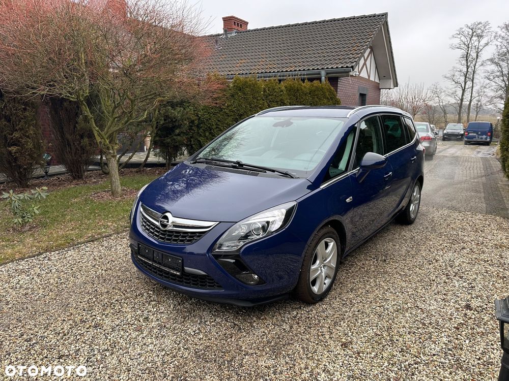 Opel Zafira - 1
