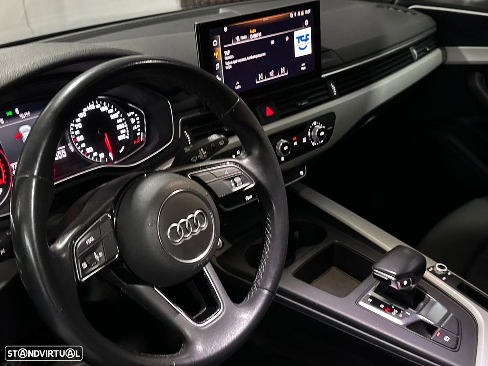 Audi A4 Avant 30 TDI Advanced S tronic - 2