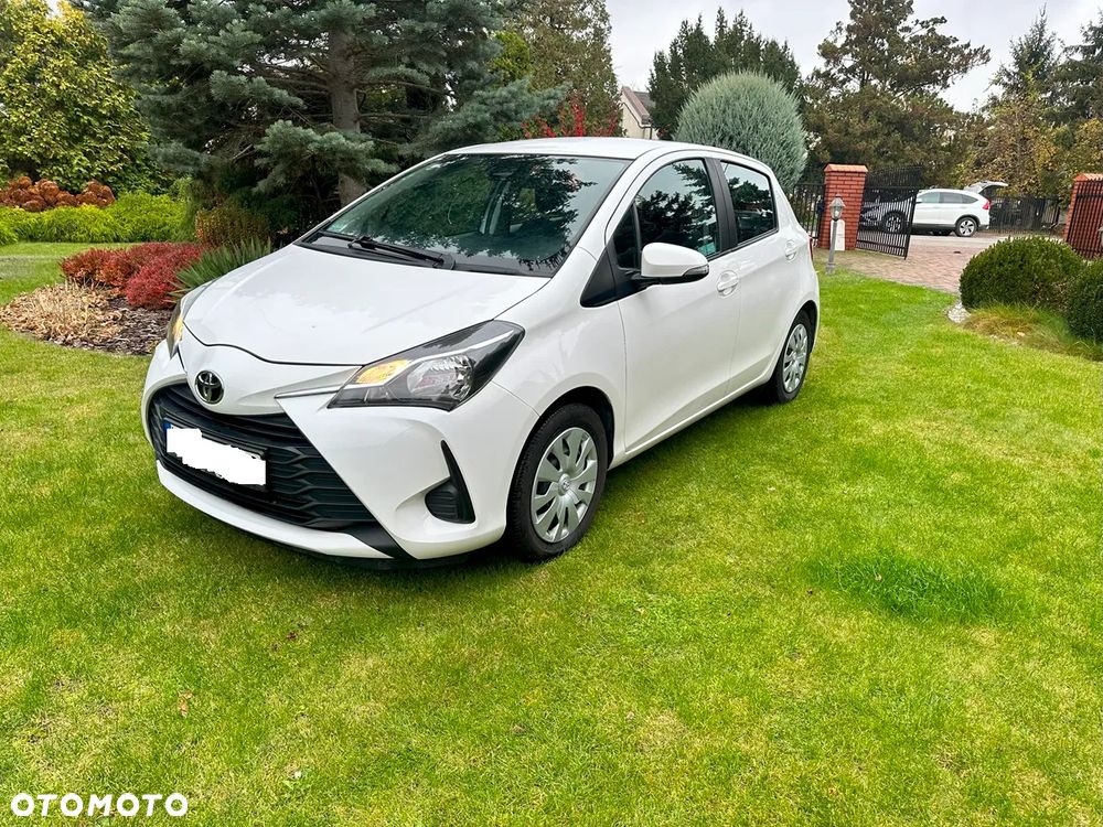 Toyota Yaris - 1