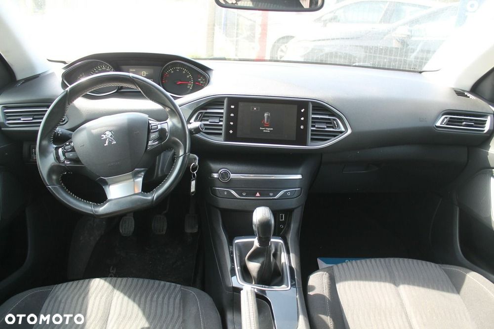 Peugeot 308 - 11