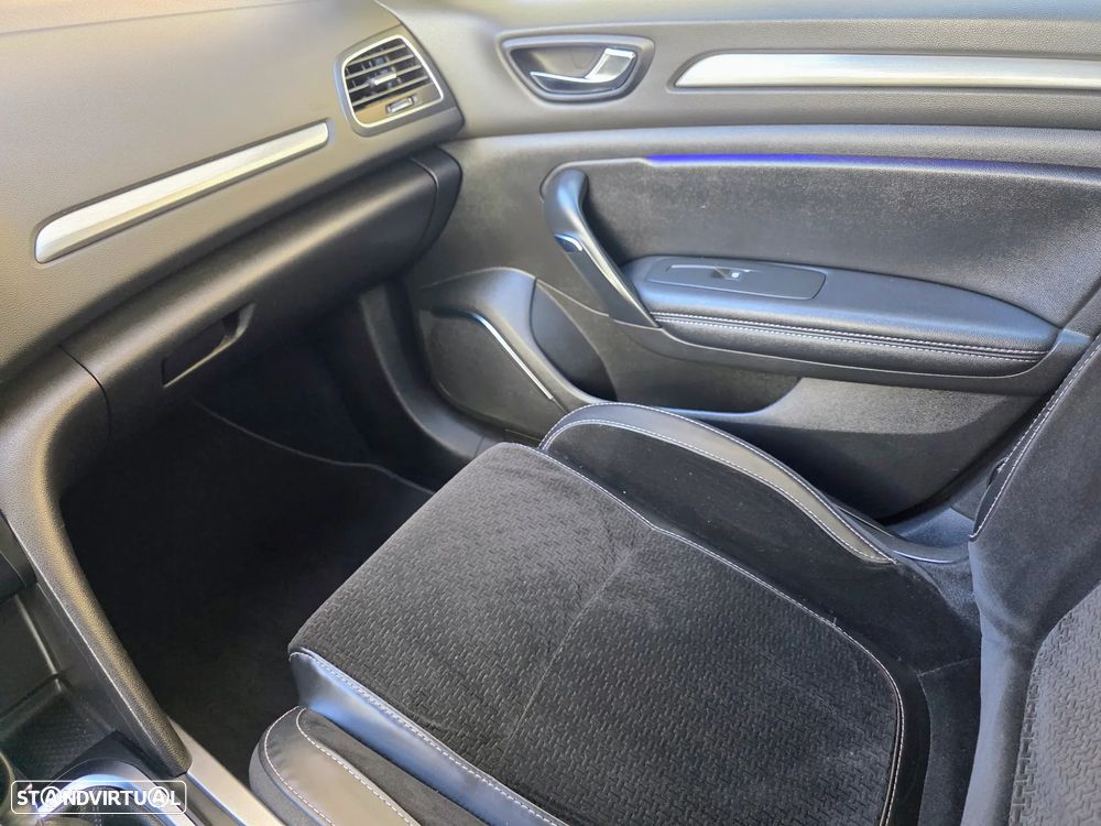 Renault Mégane Sport Tourer 1.5 dCi Intens - 41