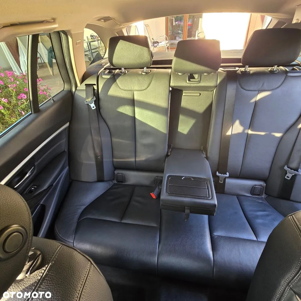 BMW Seria 3 320d Luxury Line - 5