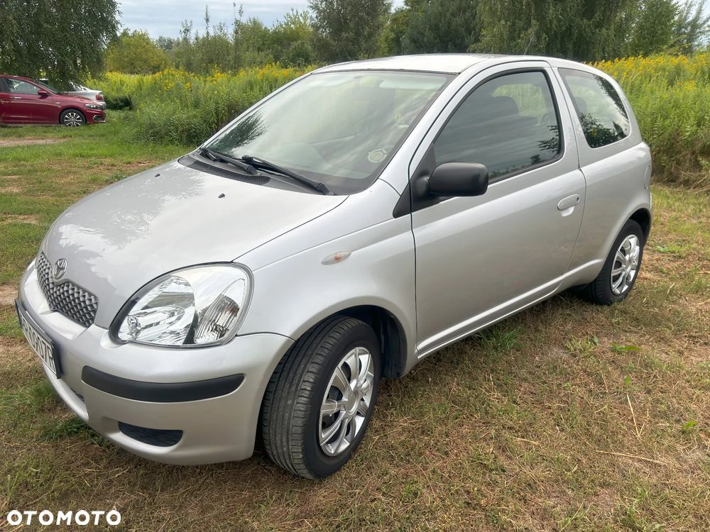 Toyota Yaris 1.0 Base - 8