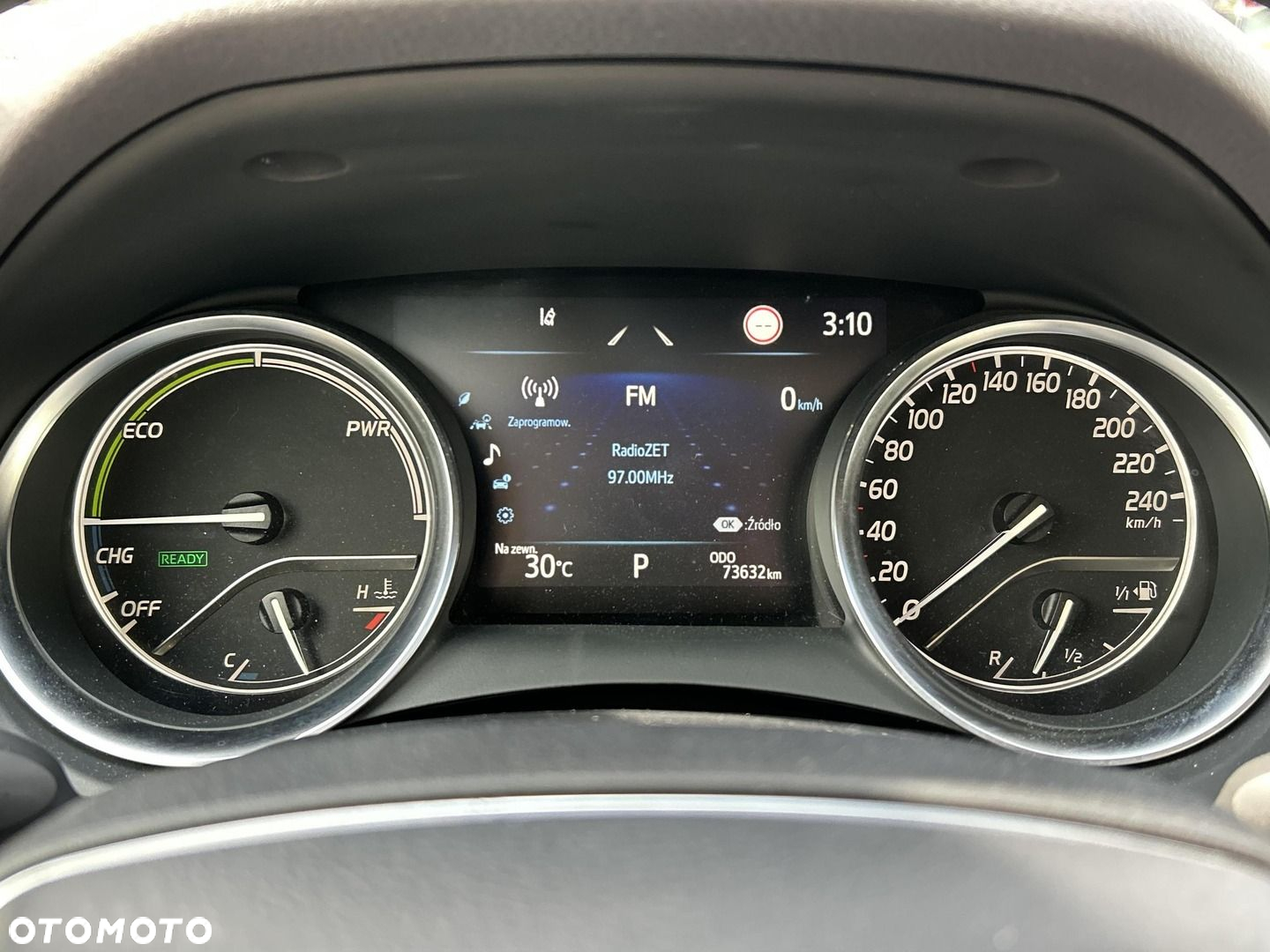Toyota Camry - 16
