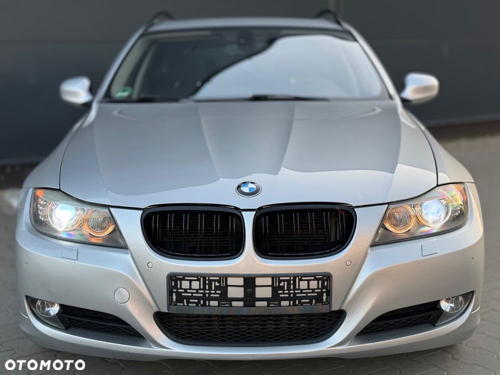 BMW Seria 3 318d DPF - 8