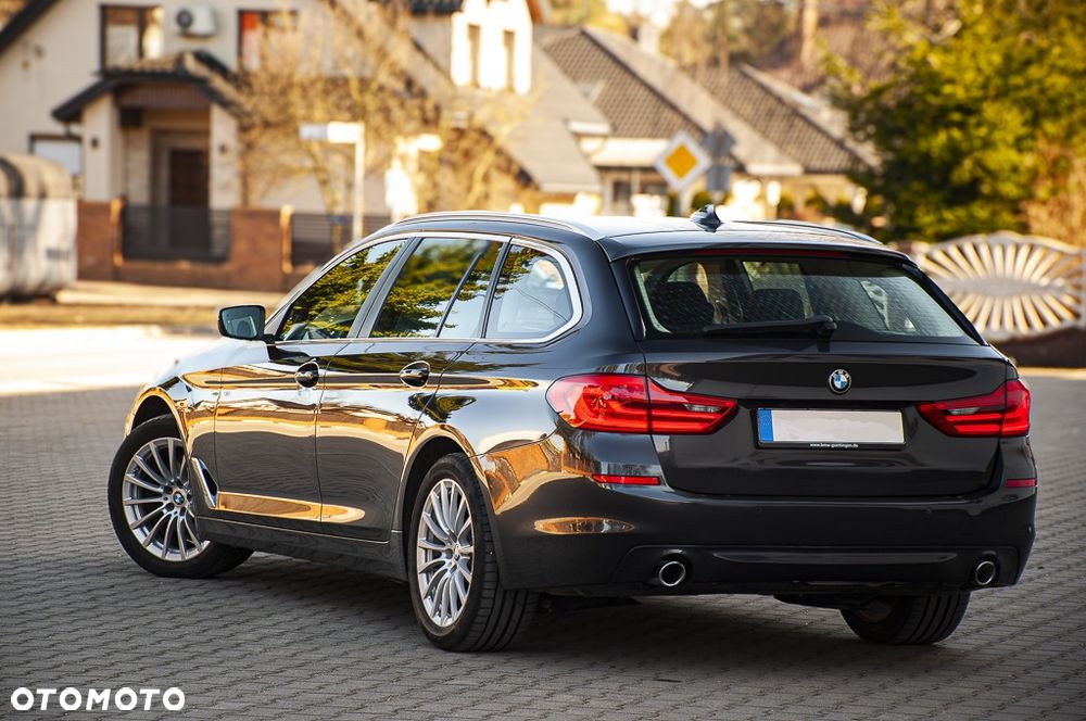 BMW Seria 5 520d - 10