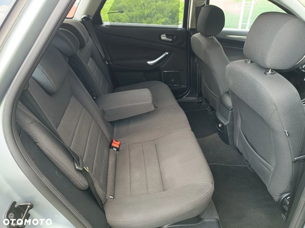 Ford Mondeo 2.0 T Titanium S MPS6 - 15