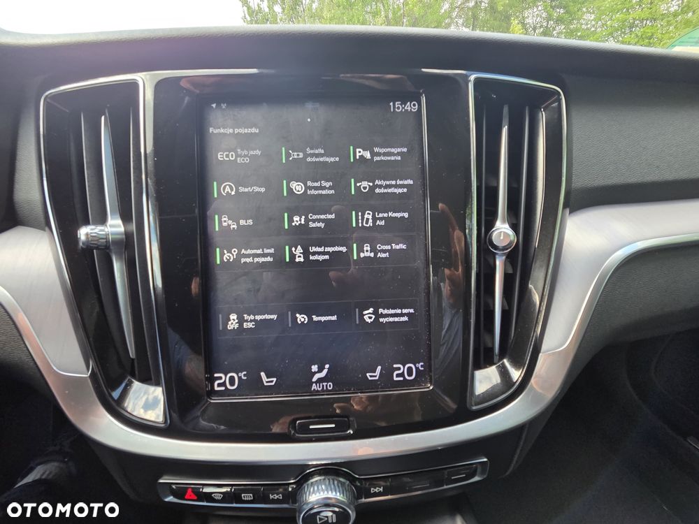 Volvo V60 D4 Geartronic Momentum - 13