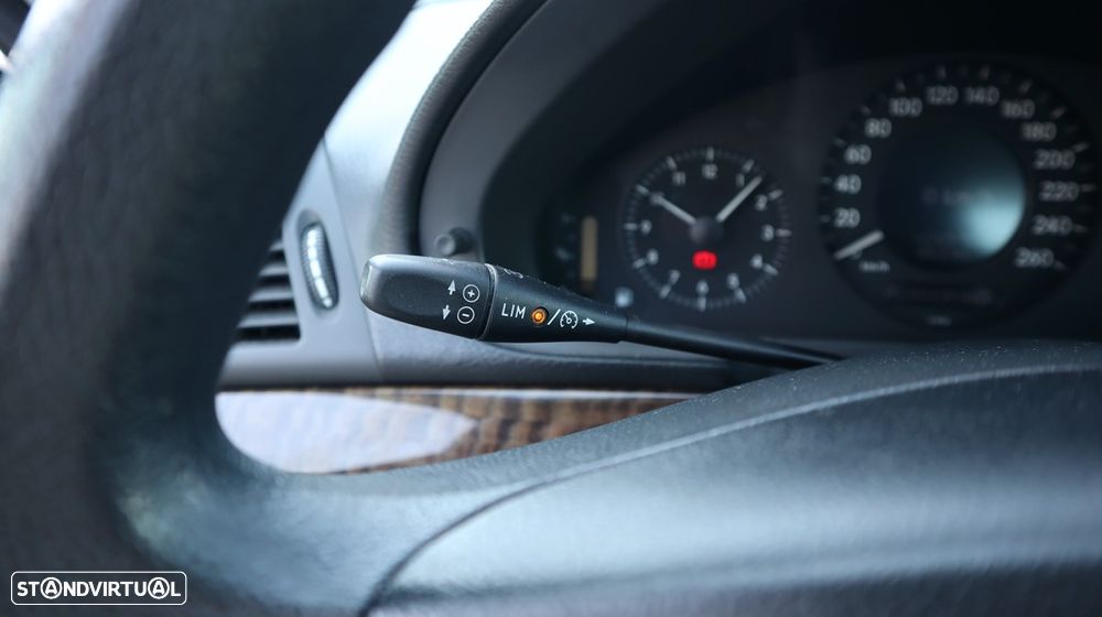 Mercedes-Benz E 200 CDI Auto Classic - 37