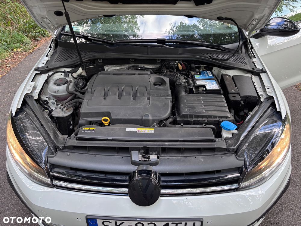 Volkswagen Golf 1.6 TDI BMT Comfortline - 19