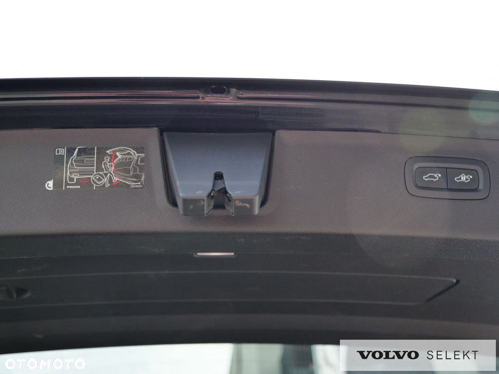 Volvo XC 90 - 37