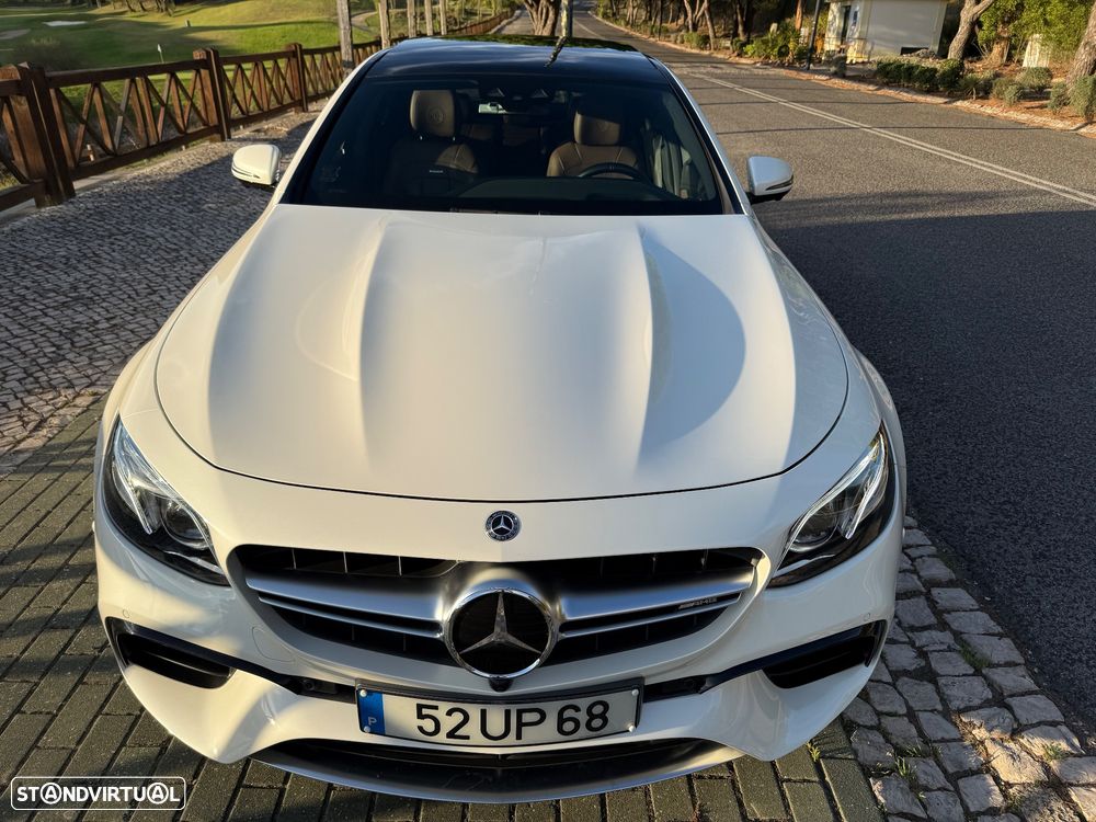 Mercedes-Benz E 63 AMG S 4-Matic+ - 3