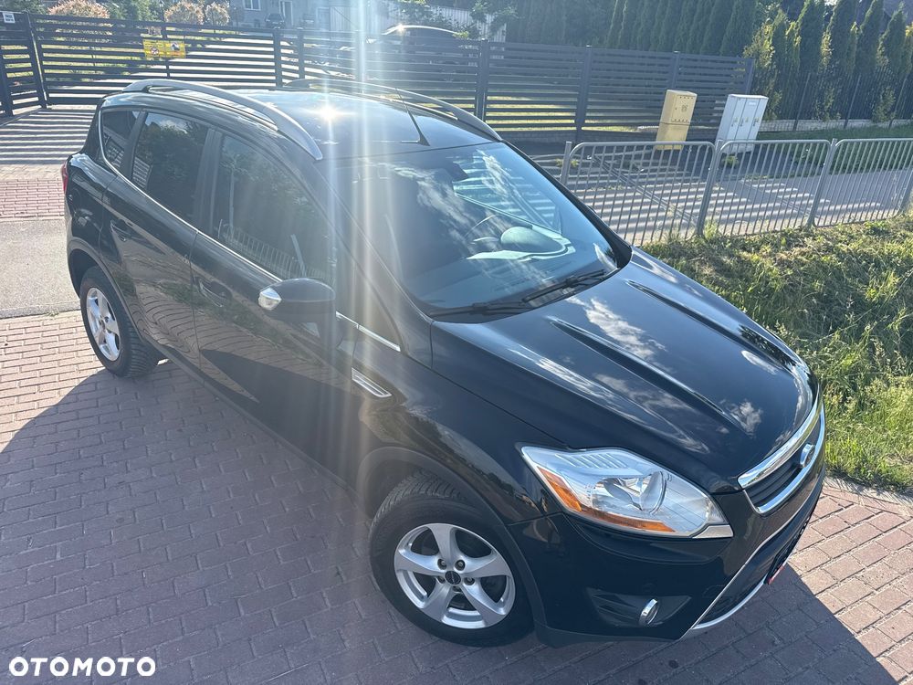 Ford Kuga 2.5 4x4 Titanium - 2
