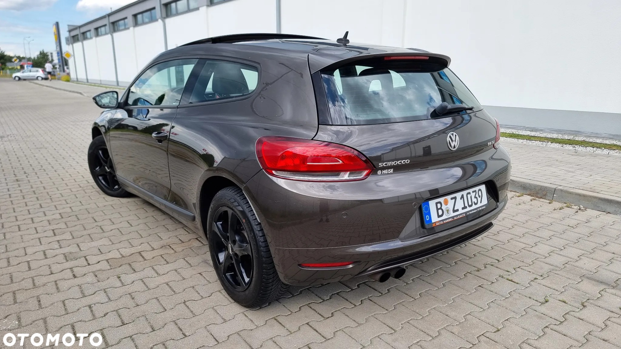 Volkswagen Scirocco 2.0 TDI - 17