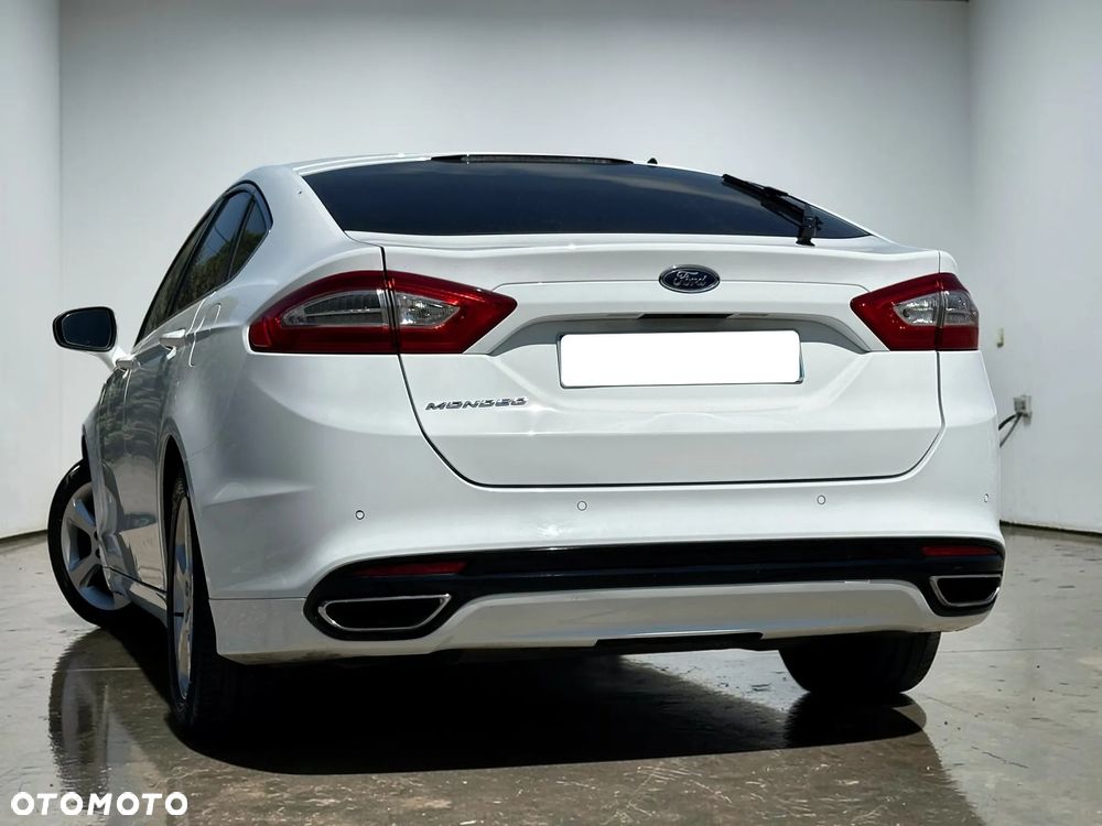 Ford Mondeo 2.0 TDCi Titanium PowerShift - 12
