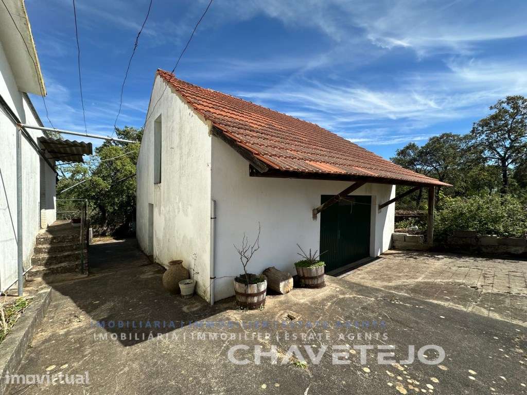 Casa de campo com terreno e anexo em local tranquilo - Grande imagem: 4/32
