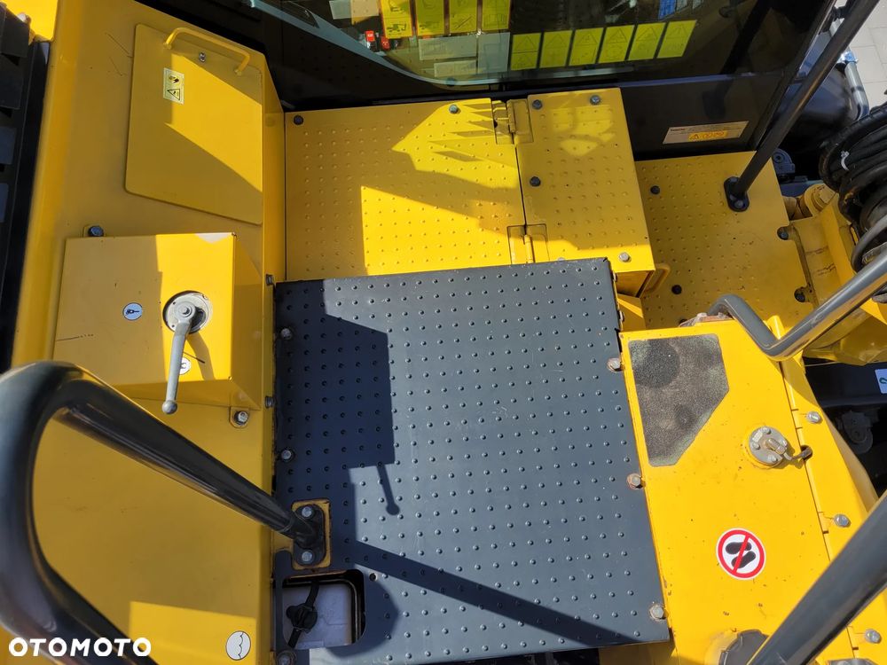 Komatsu PW 118MR / ROTOTILT / SUPER STAN / 2019rok / - 19