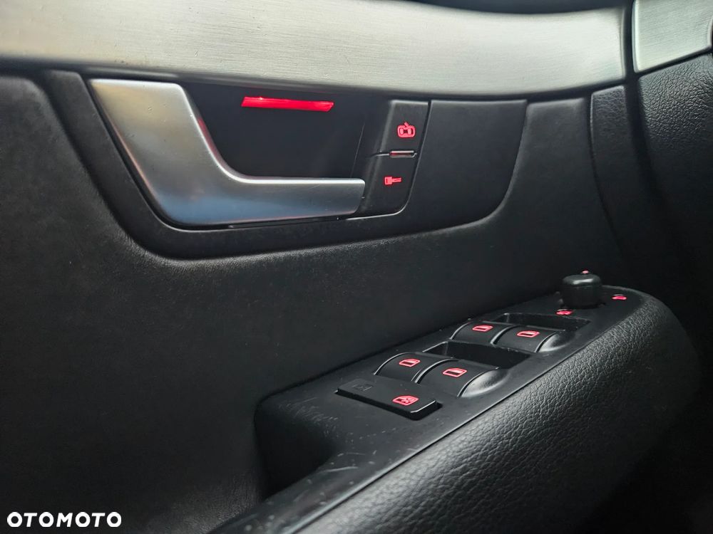 Audi A4 Limousine 2.0 TDI DPF S line Sportpaket (plus) - 34