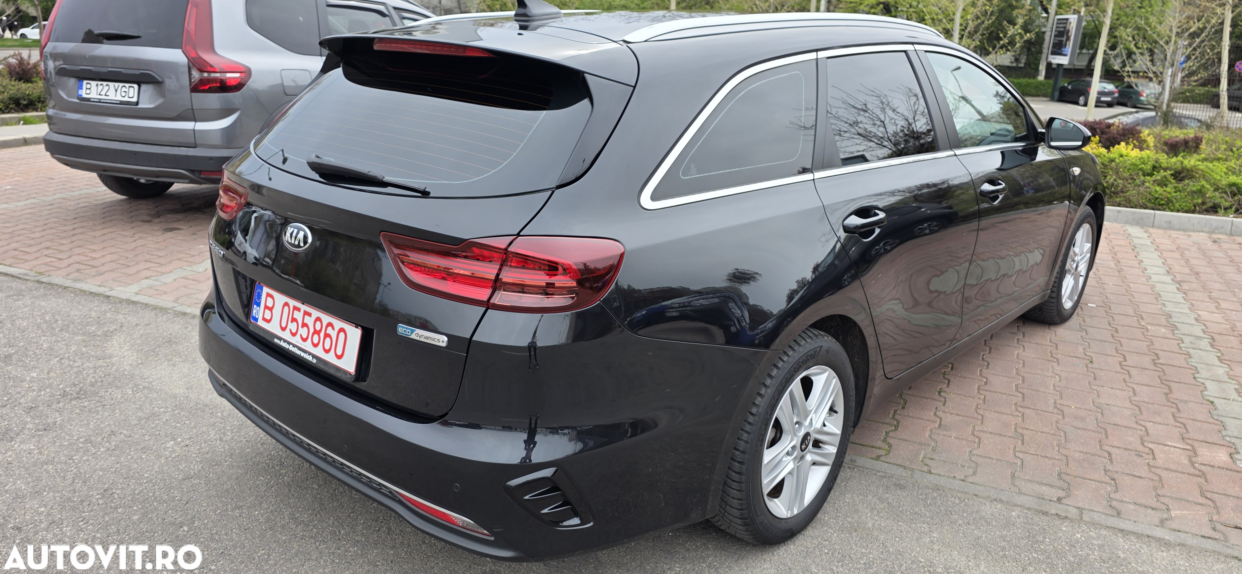 Kia Ceed 1.6 CRDi Eco-Dynamics+ (48V Mild-Hybrid) DCT7 Vision - 4