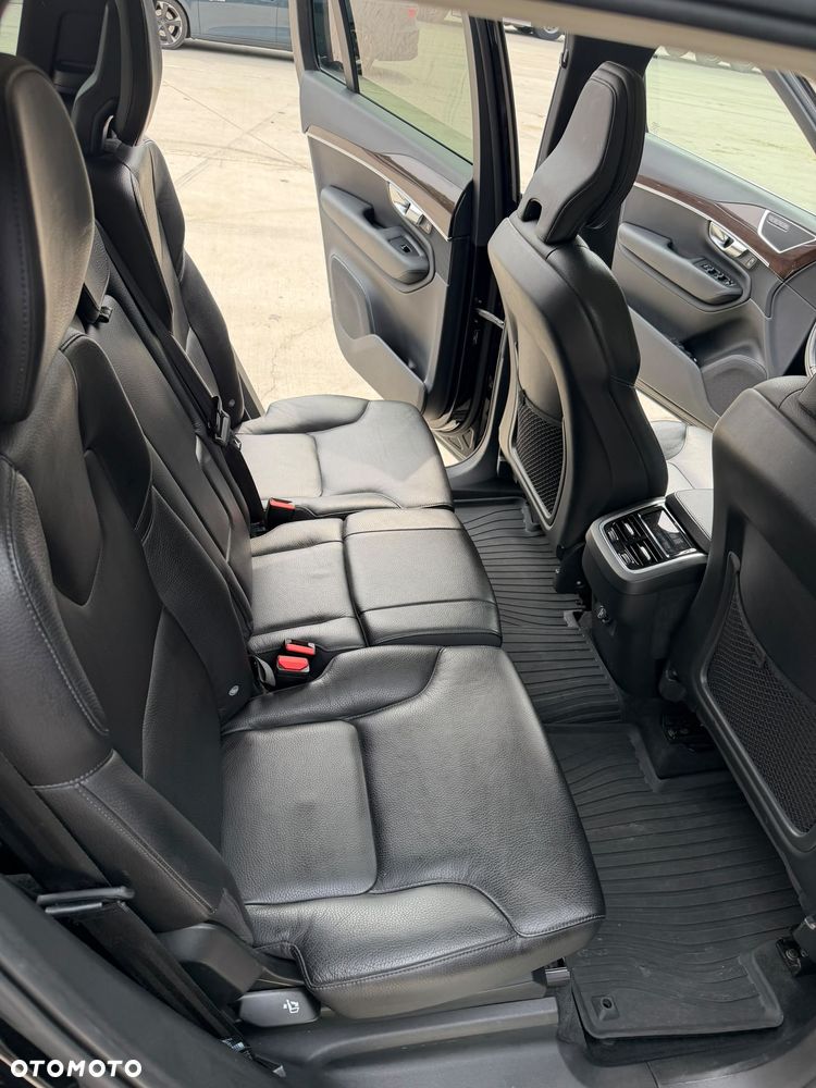 Volvo XC 90 T6 AWD Geartronic Momentum - 29