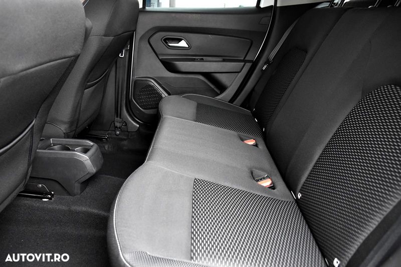 Dacia Duster 1.5 Blue dCi 4WD Essential - 11