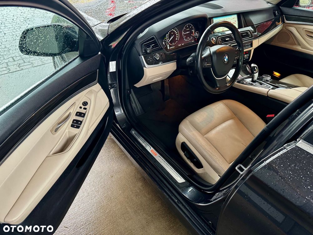 BMW Seria 5 520d xDrive Luxury Line - 8