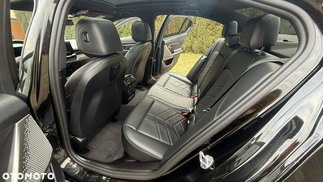 BMW Seria 5 - 15